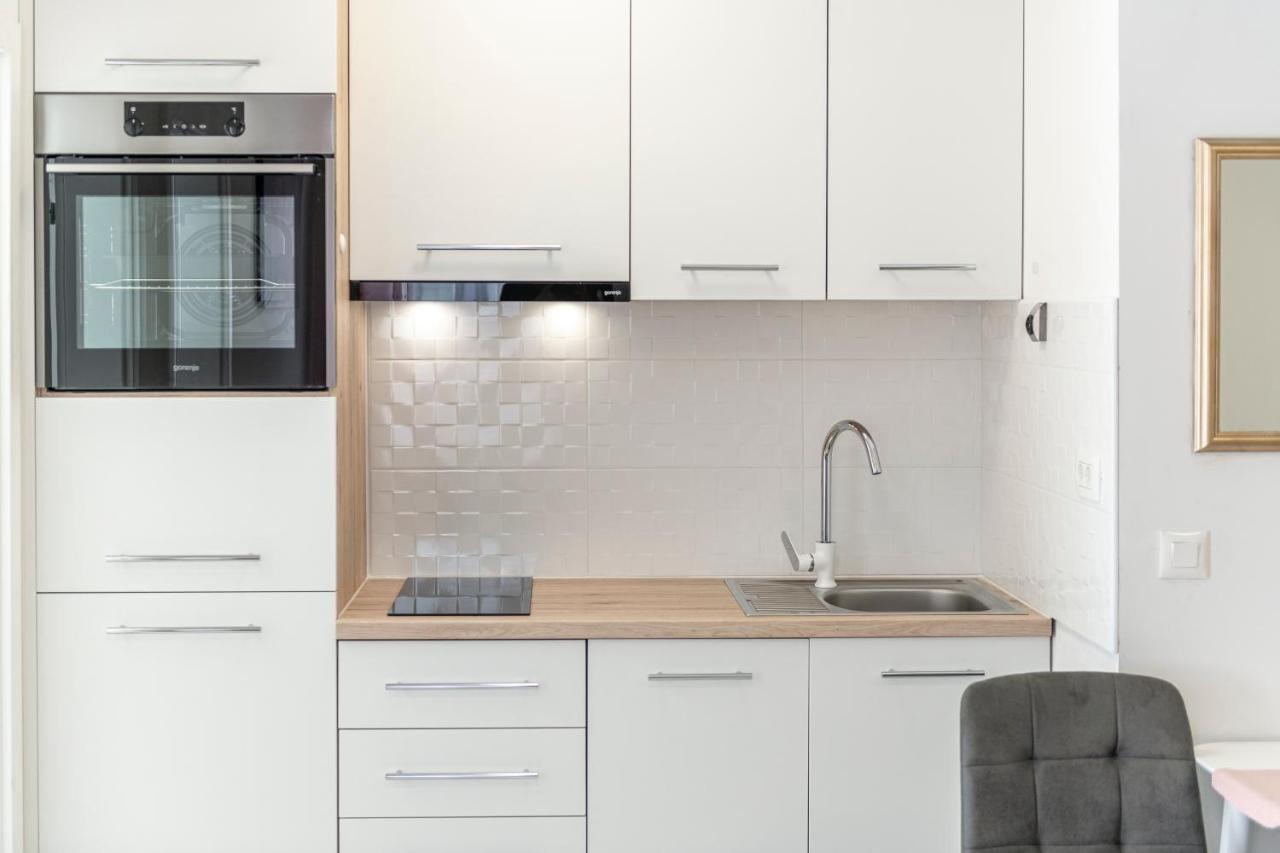 Apartments Kiki มลินี ภายนอก รูปภาพ