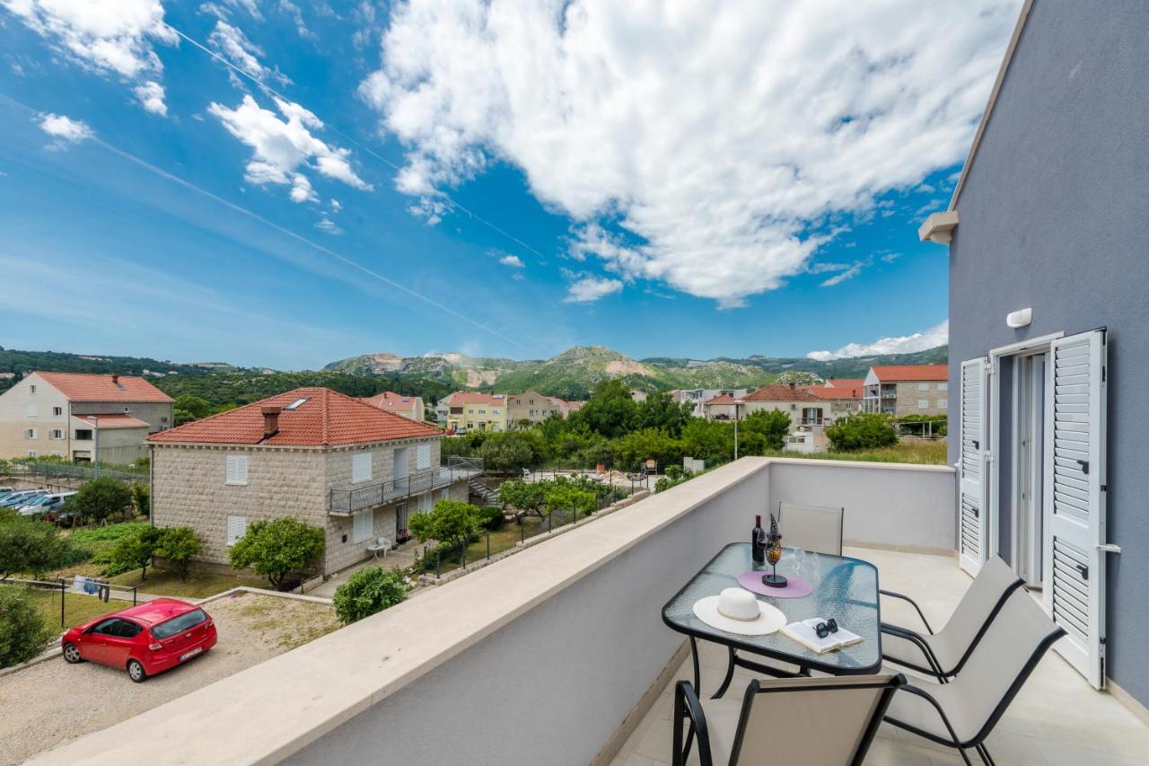 Apartments Kiki มลินี ภายนอก รูปภาพ