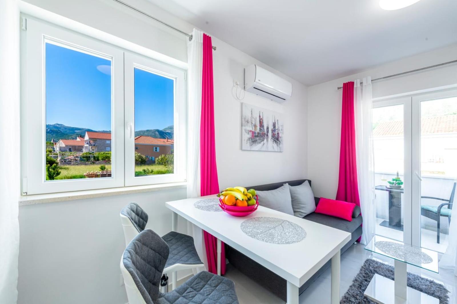 Apartments Kiki มลินี ภายนอก รูปภาพ